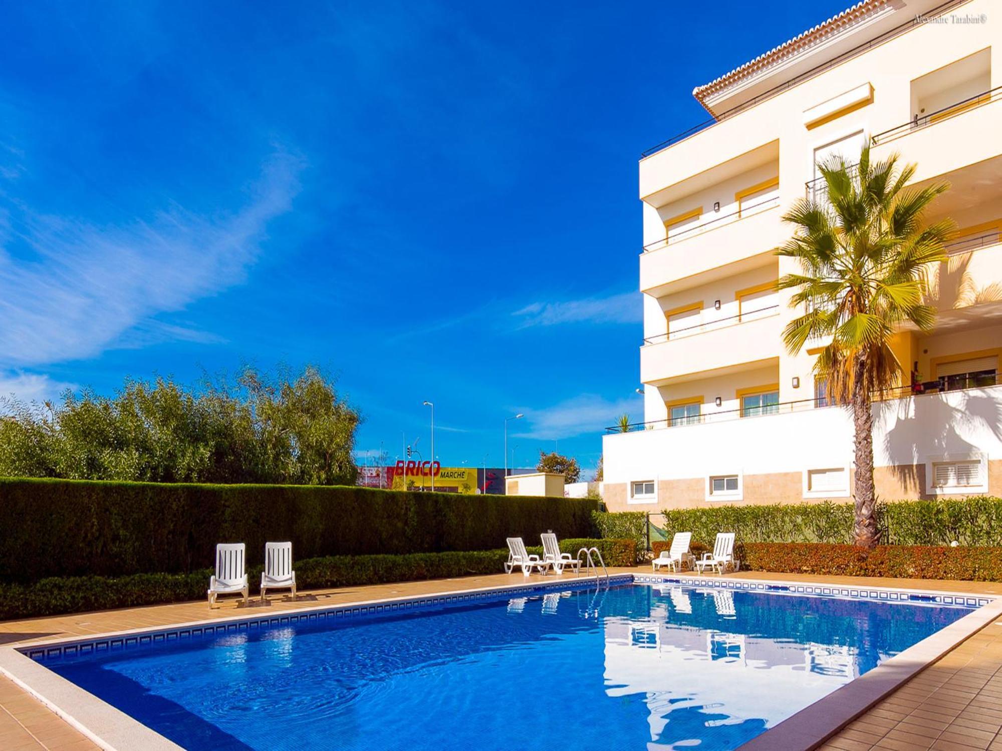A04 - Large Modern 1 Bed Apartment With Pool Лагуш Экстерьер фото